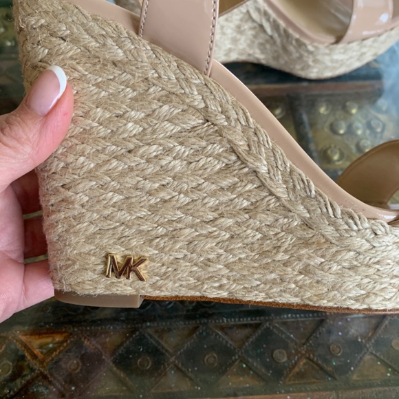 Michael Kors Wedge sandals - Picture 4 of 8
